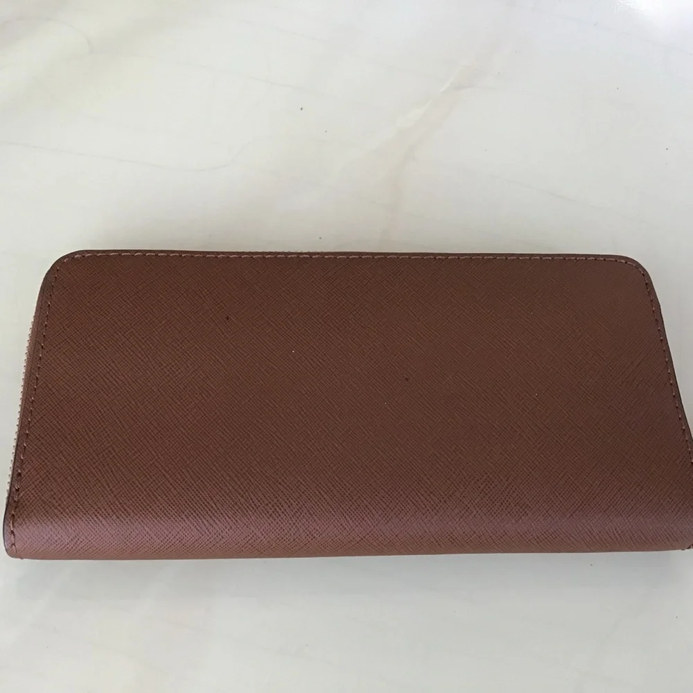 Michael Kors Wallet, NWOT